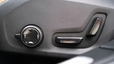 Sell Volvo S90 2016 - 24750 EUR, 266000 km - AUTO.MOTO.pt