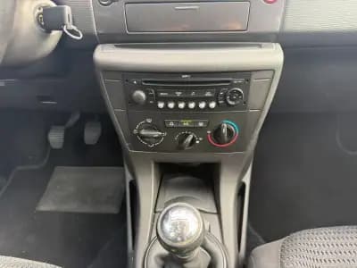 Vendo Citroën C4 2009 - 4950 EUR, 218000 km - AUTO.MOTO.pt