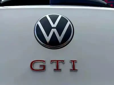 Sell Volkswagen Golf 2022 - 29500 EUR, 149000 km - AUTO.MOTO.pt