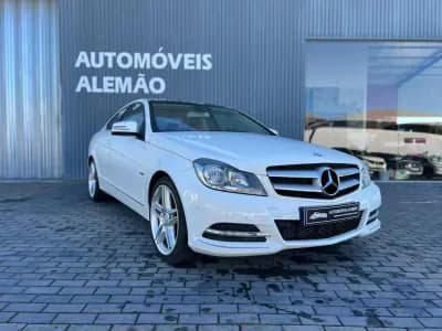 Vendo Mercedes-Benz C 220 2012 - 17500 EUR, 190898 km - AUTO.MOTO.pt