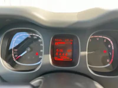 Vendo Fiat Panda 2024 - 14500 EUR, 40996 km - AUTO.MOTO.pt
