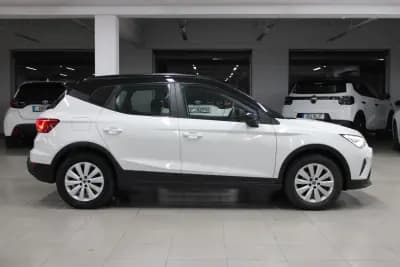 Vendo SEAT Arona 2021 - 15900 EUR, 61331 km - AUTO.MOTO.pt