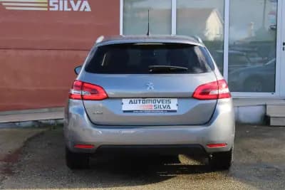 Vendo Peugeot 308 SW 2019 - 11990 EUR, 176000 km - AUTO.MOTO.pt