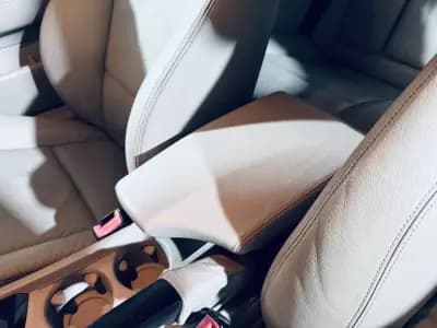 Sell BMW 120 2009 - 15990 EUR, 211597 km - AUTO.MOTO.pt