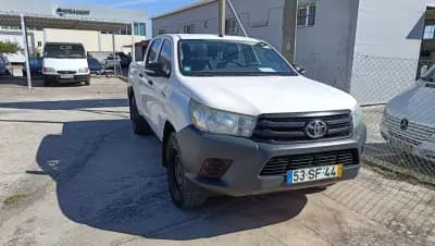 Sell Toyota Hilux 2017 - 29999 EUR, 100000 km - AUTO.MOTO.pt