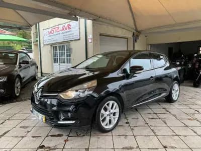 Sell Renault Clio 2018 - 11950 EUR, 83388 km - AUTO.MOTO.pt