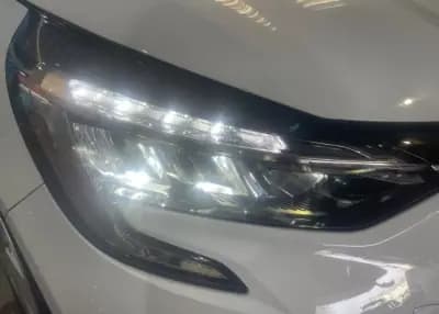 Vendo Renault Clio 2022 - 17899 EUR, 38000 km - AUTO.MOTO.pt