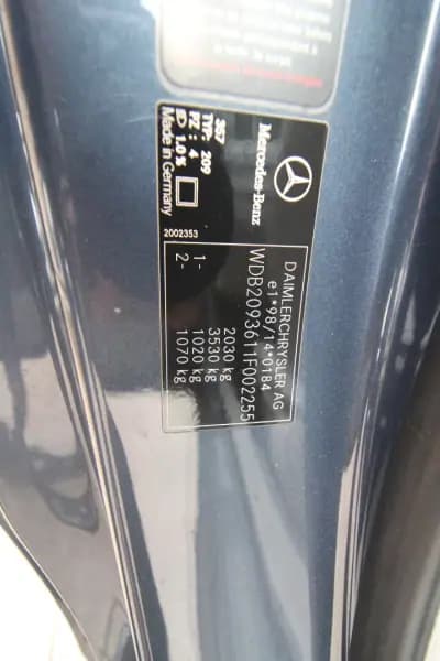 Sell Mercedes-Benz CLK 240 2002 - 8990 EUR, 213000 km - AUTO.MOTO.pt