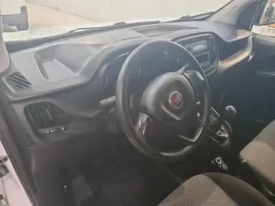 Sell Fiat Doblo 2021 - 10990 EUR, 99701 km - AUTO.MOTO.pt
