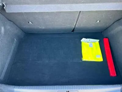 Sell Peugeot 208 2023 - 16250 EUR, 51669 km - AUTO.MOTO.pt