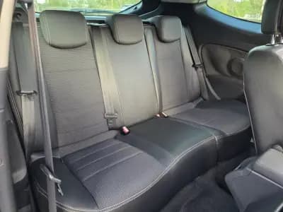 Vendo Renault Mégane Coupe 2011 - 8990 EUR, 234000 km - AUTO.MOTO.pt