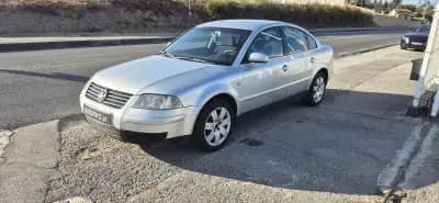 Sell Volkswagen Passat 2002 - 4400 EUR, 299900 km - AUTO.MOTO.pt