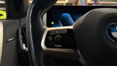 Vendo BMW iX 2022 - 67000 EUR, 72402 km - AUTO.MOTO.pt