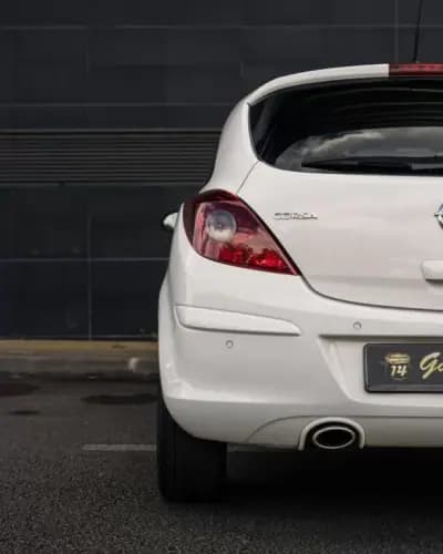 Vendo Opel Corsa 2014 - 8990 EUR, 139000 km - AUTO.MOTO.pt