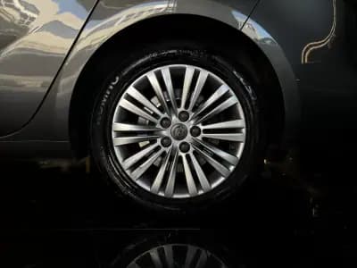 Vendo Opel Zafira 2017 - 14990 EUR, 131900 km - AUTO.MOTO.pt