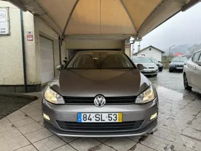 Vendo Volkswagen Golf 2017 - 15950 EUR, 175038 km - AUTO.MOTO.pt