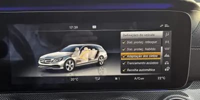 Vendo Mercedes-Benz E 220 2017 - 31500 EUR, 150000 km - AUTO.MOTO.pt