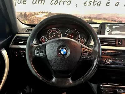 Vendo BMW 320 2014 - 13500 EUR, 292551 km - AUTO.MOTO.pt