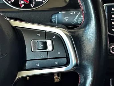 Sell Volkswagen Golf 2015 - 24990 EUR, 162000 km - AUTO.MOTO.pt