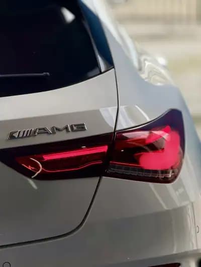 Sell Mercedes-Benz CLA 200 2020 - 32950 EUR, 76000 km - AUTO.MOTO.pt