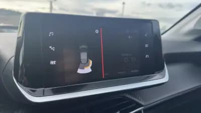 Sell Peugeot 208 2023 - 18800 EUR, 57000 km - AUTO.MOTO.pt