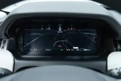 Vendo Land Rover Discovery Sport 2021 - 36950 EUR, 63000 km - AUTO.MOTO.pt