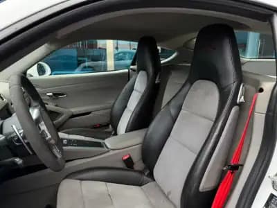 Sell Porsche Cayman 2013 - 44900 EUR, 114000 km - AUTO.MOTO.pt