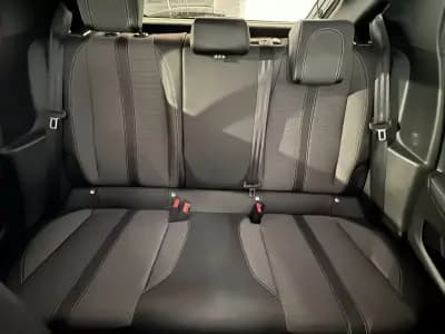 Sell Peugeot e-208 2023 - 22500 EUR, 24843 km - AUTO.MOTO.pt