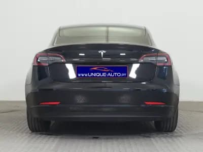 Vendo Tesla Model 3 2020 - 22500 EUR, 151000 km - AUTO.MOTO.pt