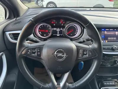 Vendo Opel Astra 2020 - 15500 EUR, 77000 km - AUTO.MOTO.pt