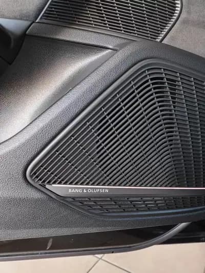 Vendo Audi RS5 2018 - 56000 EUR, 142000 km - AUTO.MOTO.pt