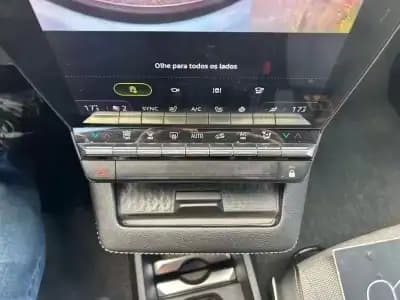 Vendo Renault Mégane E-Tech 2022 - 24999 EUR, 101000 km - AUTO.MOTO.pt