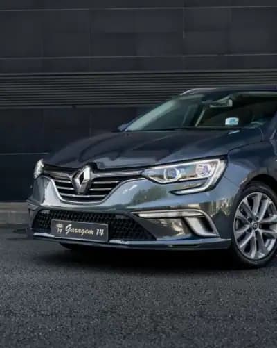 Sell Renault Mégane Sport Tourer 2018 - 15990 EUR, 126740 km - AUTO.MOTO.pt