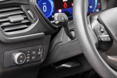 Vendo Ford Kuga 2022 - 29900 EUR, 80756 km - AUTO.MOTO.pt