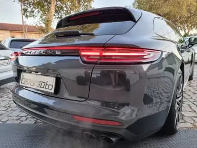 Vendo Porsche Panamera Sport Turismo 2018 - 84990 EUR, 147000 km - AUTO.MOTO.pt