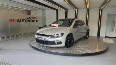 Vendo Volkswagen Scirocco 2010 - 10900 EUR, 289436 km - AUTO.MOTO.pt