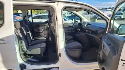 Sell Toyota Proace City Verso 2022 - 22900 EUR, 171567 km - AUTO.MOTO.pt