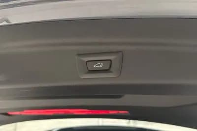 Vendo BMW 230xe Active Tourer 2023 - 33950 EUR, 37276 km - AUTO.MOTO.pt