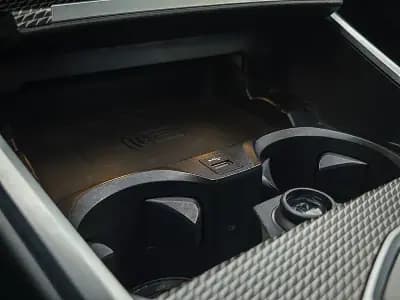 Sell BMW 330 2021 - 35000 EUR, 85000 km - AUTO.MOTO.pt