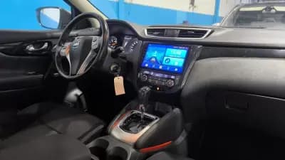 Sell Nissan Qashqai 2015 - 14300 EUR, 140000 km - AUTO.MOTO.pt