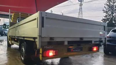 Vendo Renault Master 2020 - 19999 EUR, 130000 km - AUTO.MOTO.pt