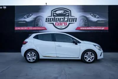 Sell Renault Clio 2020 - 11900 EUR, 165000 km - AUTO.MOTO.pt