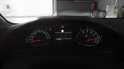 Sell Peugeot 208 2024 - 16450 EUR, 17000 km - AUTO.MOTO.pt