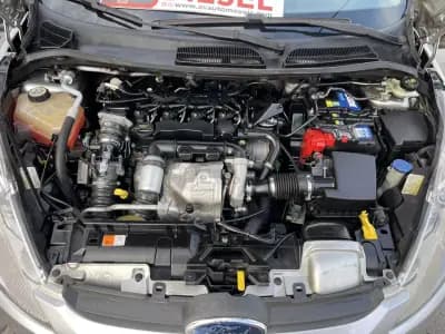 Sell Ford Fiesta 2010 - 5950 EUR, 204561 km - AUTO.MOTO.pt