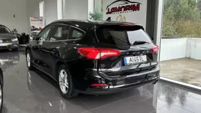 Vendo Ford Focus SW 2021 - 12999 EUR, 160121 km - AUTO.MOTO.pt