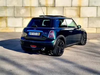 Vendo MINI 2009 - 8900 EUR, 154789 km - AUTO.MOTO.pt