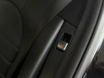 Sell Mercedes-Benz C 200 2015 - 17999 EUR, 175000 km - AUTO.MOTO.pt