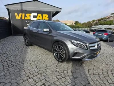 Vendo Mercedes-Benz GLA 200 2014 - 20790 EUR, 117000 km - AUTO.MOTO.pt