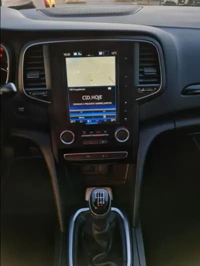 Vendo Renault Mégane 2016 - 14990 EUR, 179000 km - AUTO.MOTO.pt