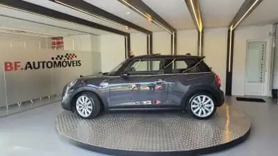 Sell MINI 2019 - 25500 EUR, 96321 km - AUTO.MOTO.pt